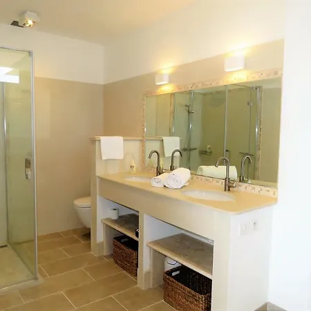Villa Beauvallon Properties